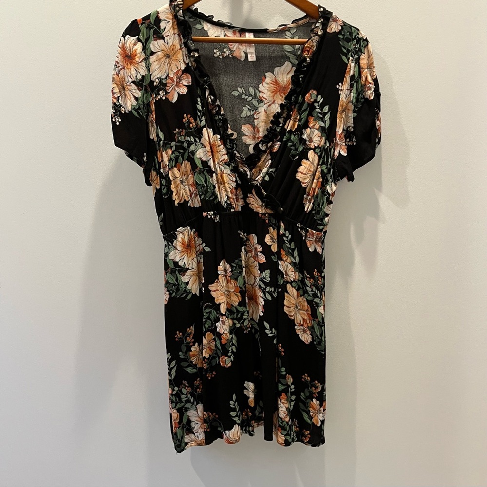 Juniors Dress Floral size L Xhilaration
